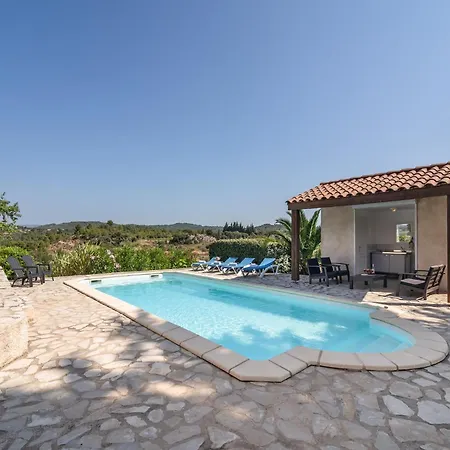 Luxurious In With Private Pool * Oupia