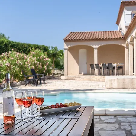 Luxurious In With Private Pool * Oupia