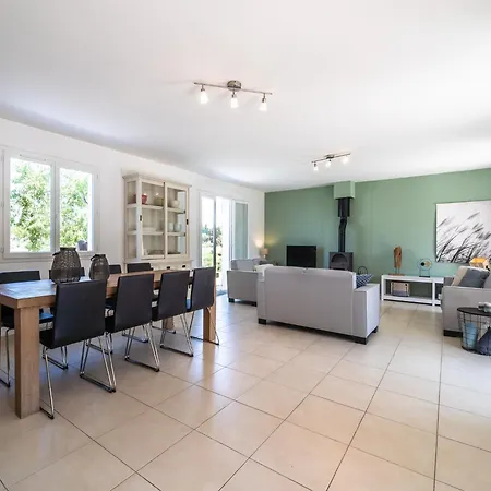 Villa Luxurious In With Private Pool