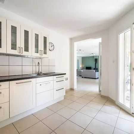 Villa Luxurious In With Private Pool Oupia